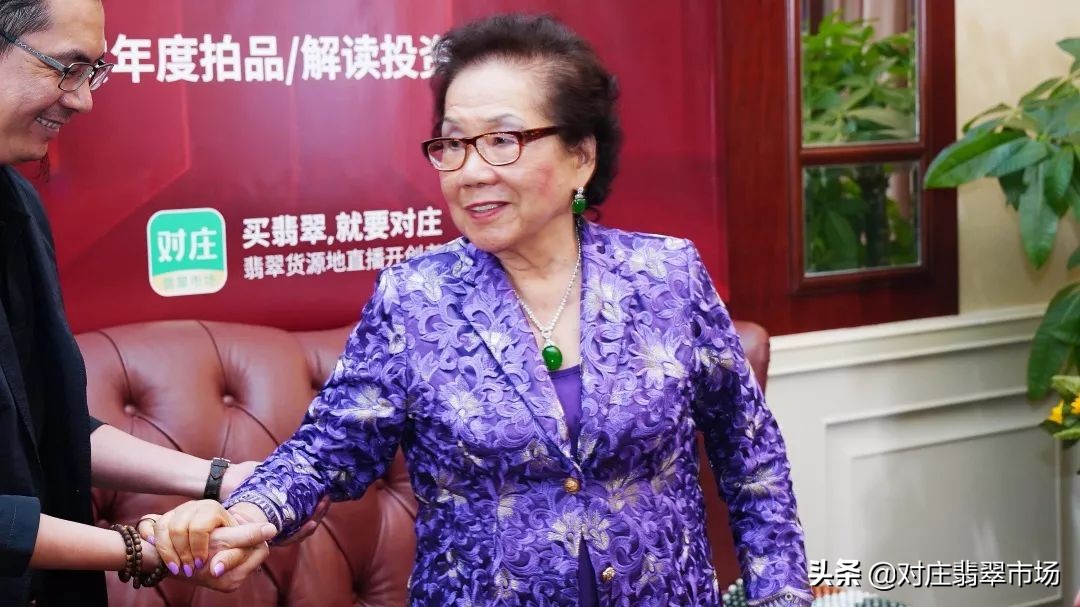 3000元翡翠无事牌,4000块钱无事牌