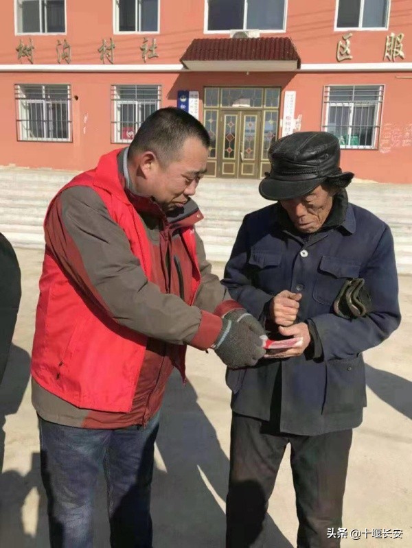 哀痛！他“逃”出了医院，却倒在了岗位上！