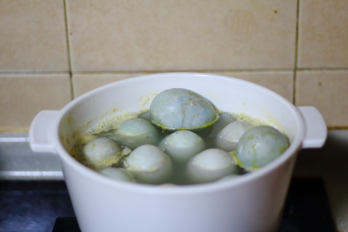 怎么腌鸭蛋又出油又起沙又好吃呢,腌鸭蛋又沙又出油的方法