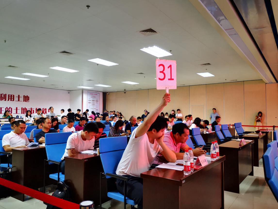 圈地大战,面对飙升的房价该不该买