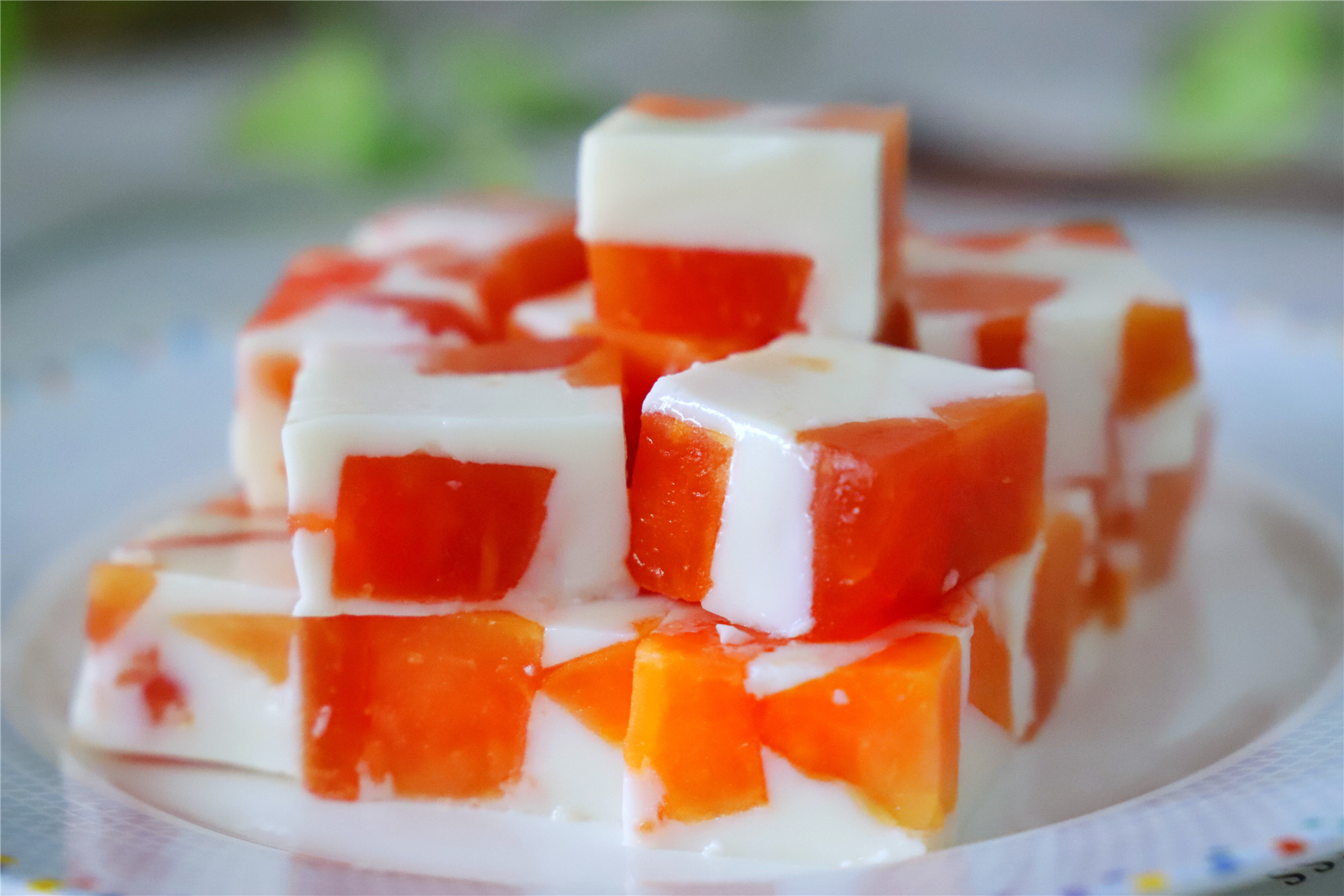 没有牛奶怎么做好吃的甜品,喝不完的牛奶怎么做布丁