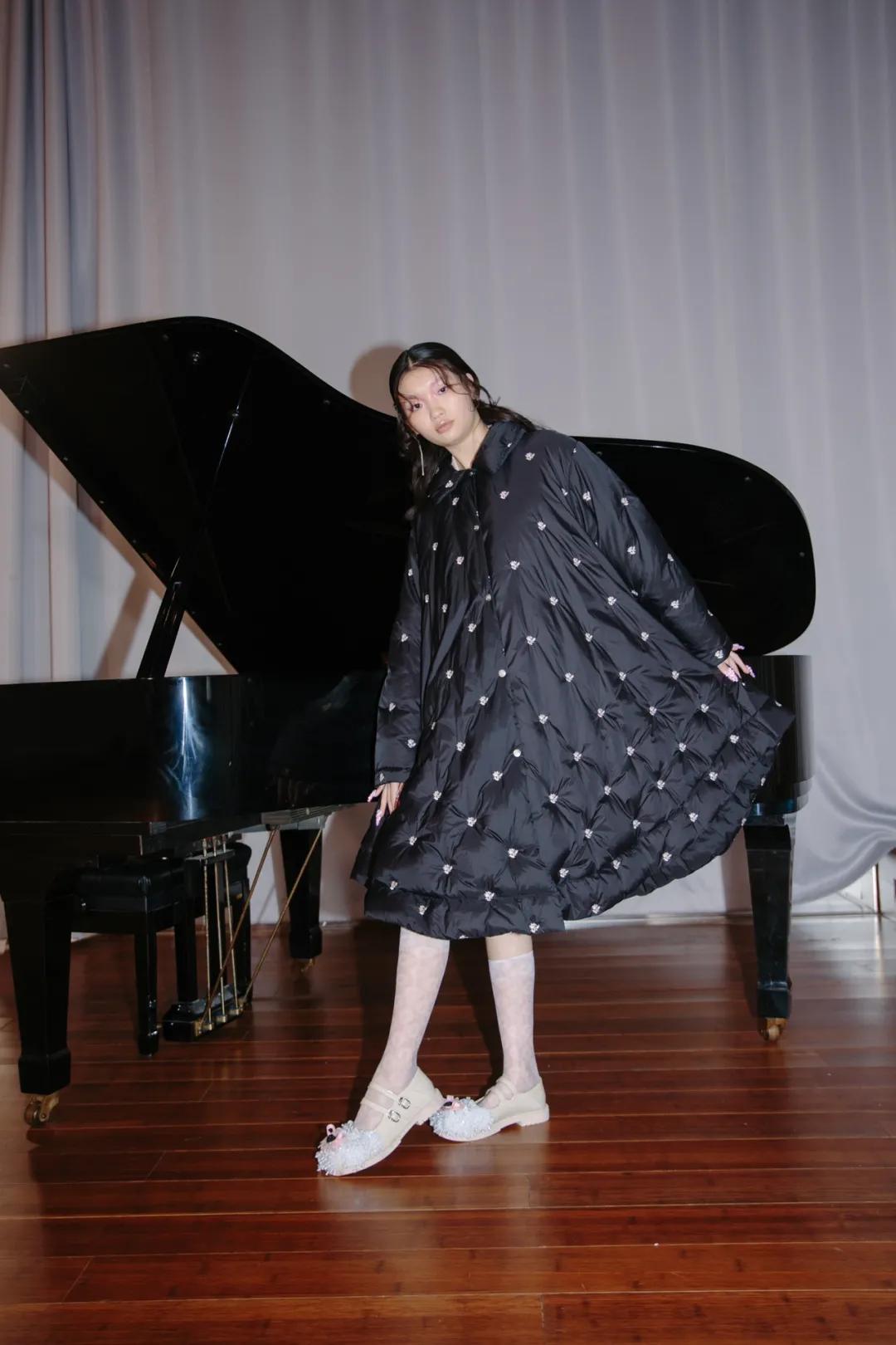 momonary涔愮敽鑱斿悕,涔愮敽灏忎釜瀛愮増