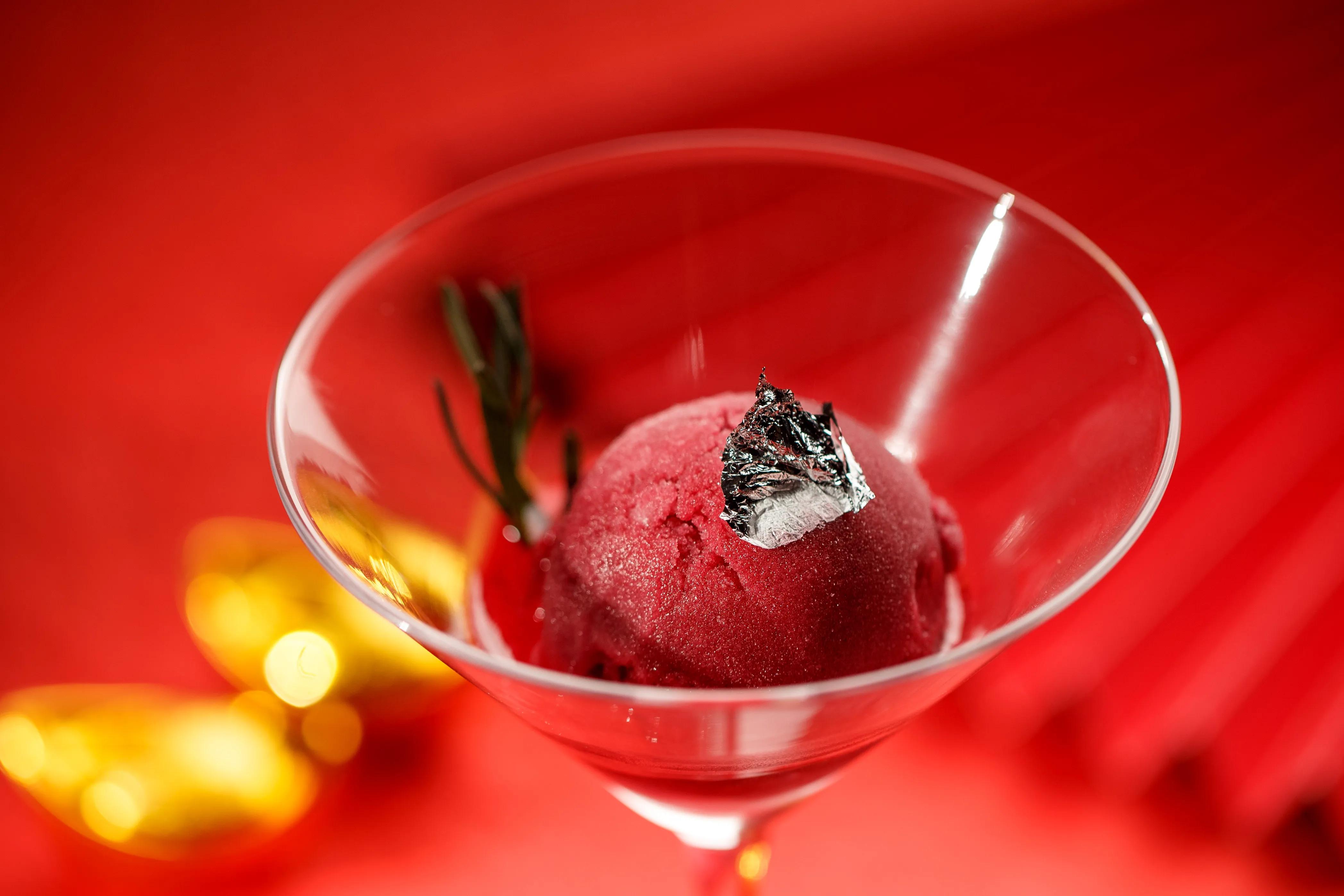 新禧“董”您|府邸私宴悬铃情思