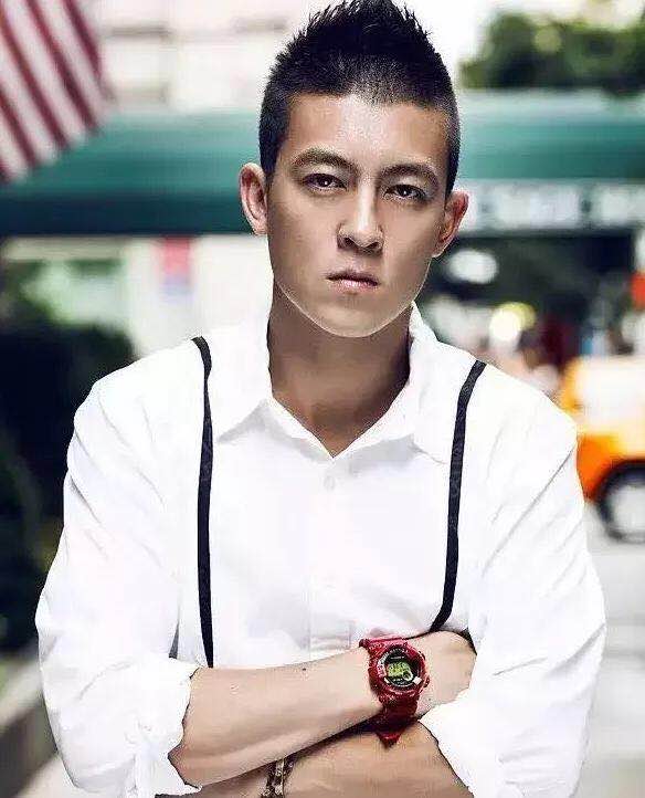 成功男人戴手表的表现,男人戴表是为了什么