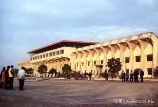 大转盘、体育场、矿院...这些地标，见证老马鞍山人的集体记忆…