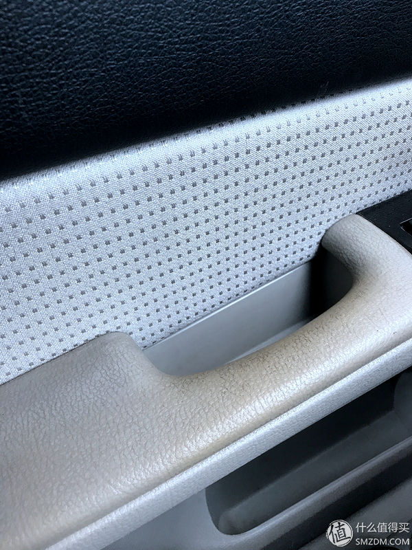 只需一招让您的爱车焕然一新,让你的爱车内饰光亮如新