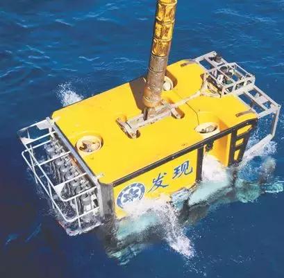 科考船采集到稀有深水海兔,科考船上的海兔