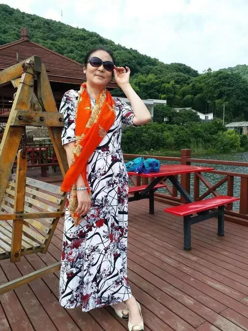 五一小长假怎么拍照,五一教妈妈出游拍照