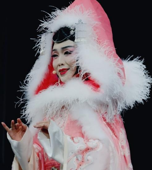 一年内父亲姐姐相继去世！李玉刚悲痛欲绝，自言唯有相思不可医