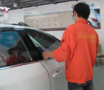 金属膜和隔热膜对比,夏季汽车隔热膜性价比首选