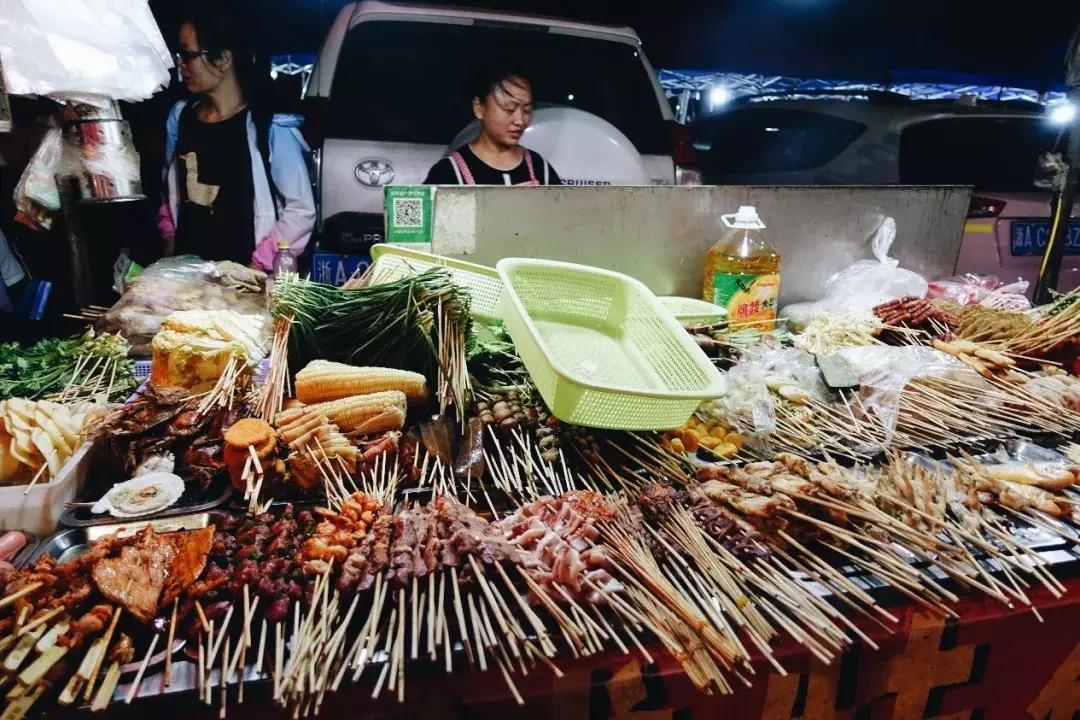 海南必去的海鲜大排档,海南吃海鲜推荐地方