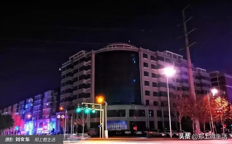 魅力小城夜景,魅力上街诗歌