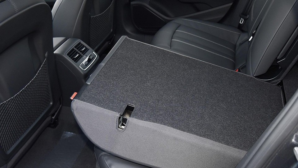 奔驰c260l宝马3系奥迪a4l买哪个好,30万轿车怎么选宝马3系奥迪a4l