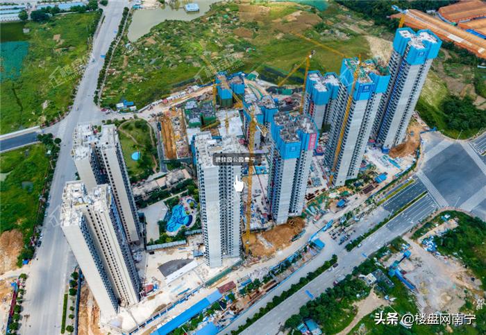 沙井新盘航拍,深圳宝安沙井新建医院最新航拍