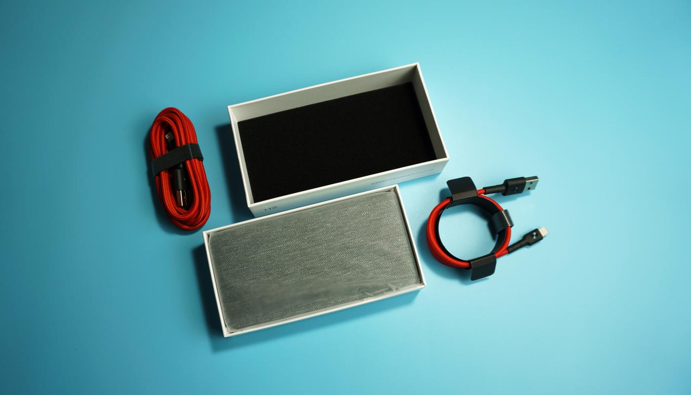 苹果充电头用小米120w快充的,苹果可以用小米120w快充