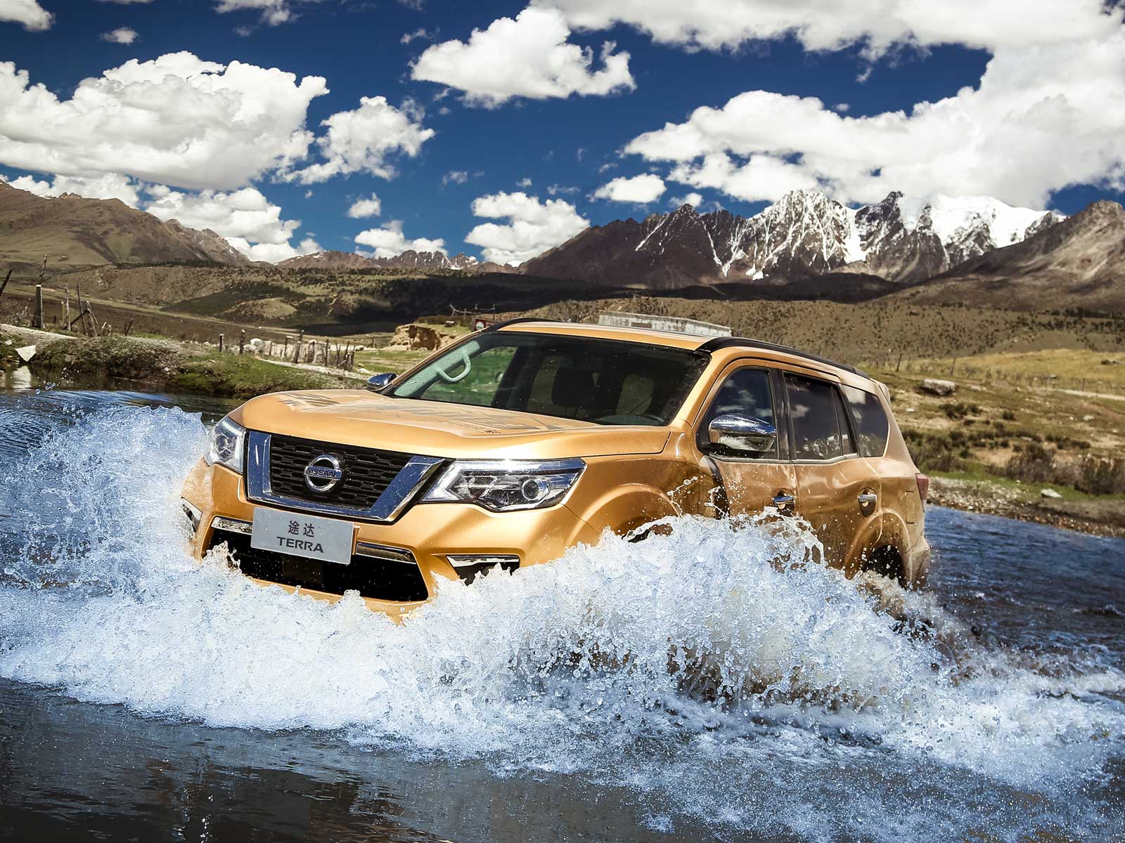 暴雨围城买不起霸道这四款20万级带大梁的四驱车帮你渡劫