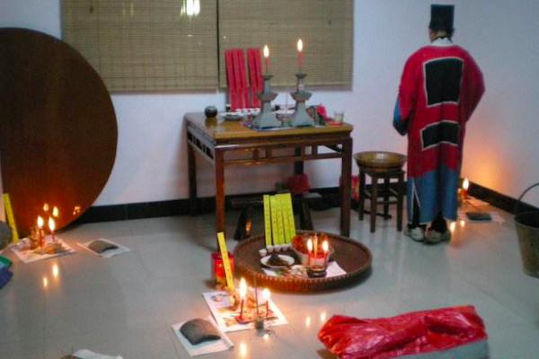 农村出行、动土、结婚都要选“黄道吉日”，到底是为什么意思？