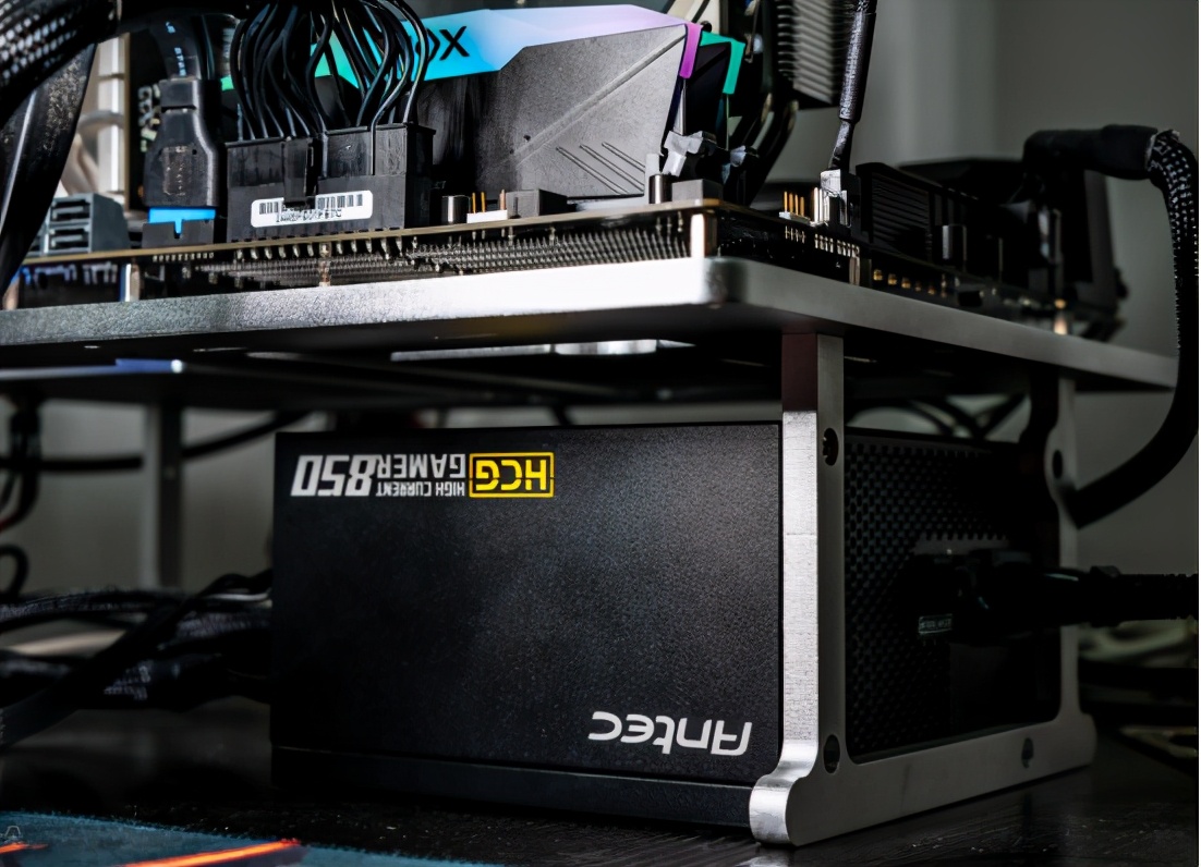 超频3东海k4000,超频3东海r4000测评