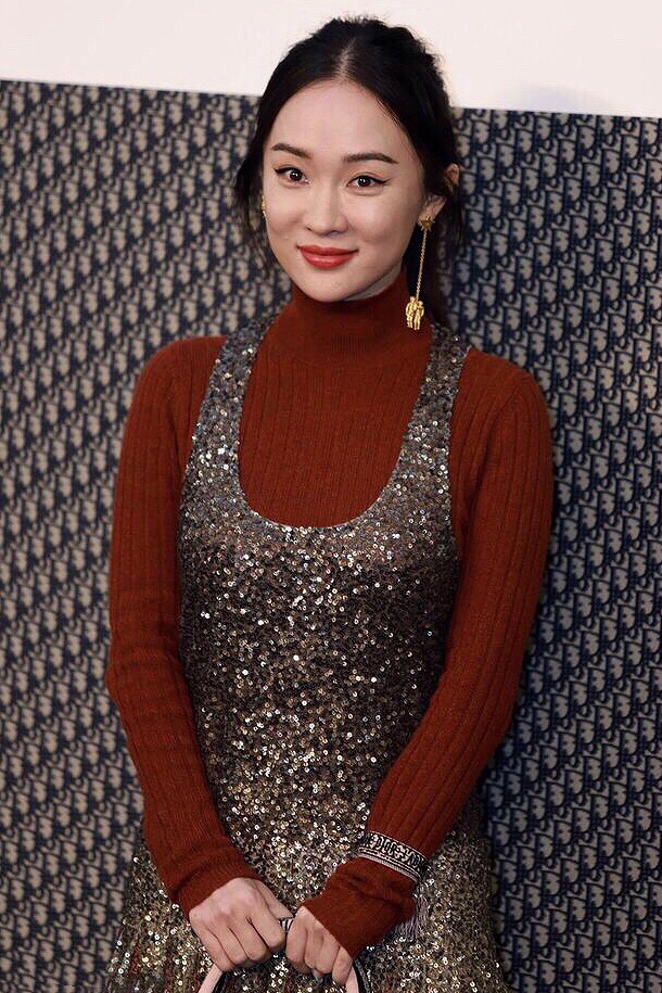 脸上肌肤下垂松弛衰老最好的方法,女性脸部下垂凹陷的原因