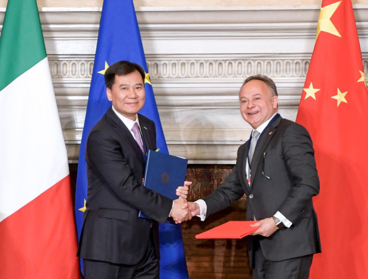 苏宁和张近东谁更稳,张近东入股万达与恒大