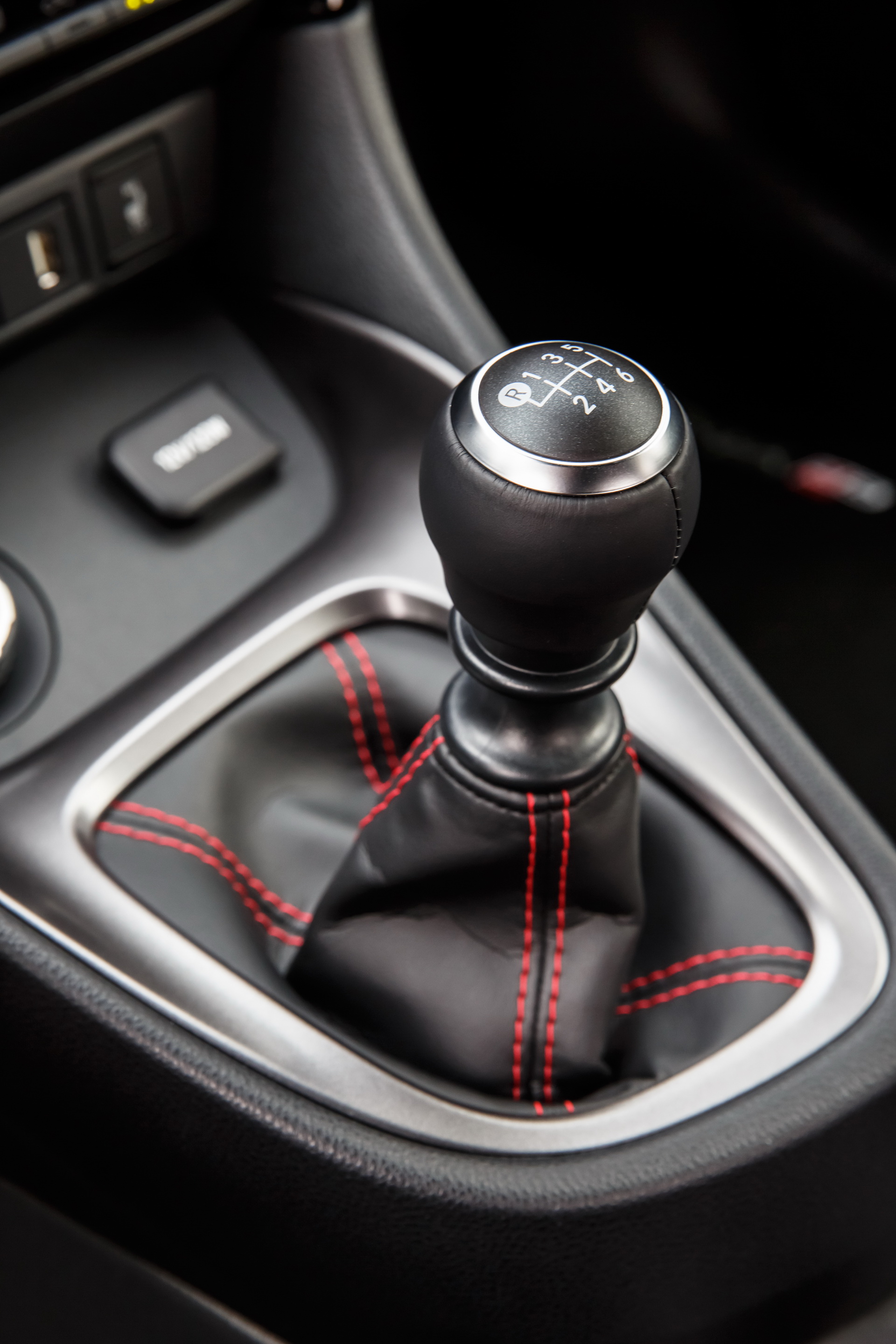 丰田yaris雅力士自动挡,丰田gr雅力士小钢炮公布售价