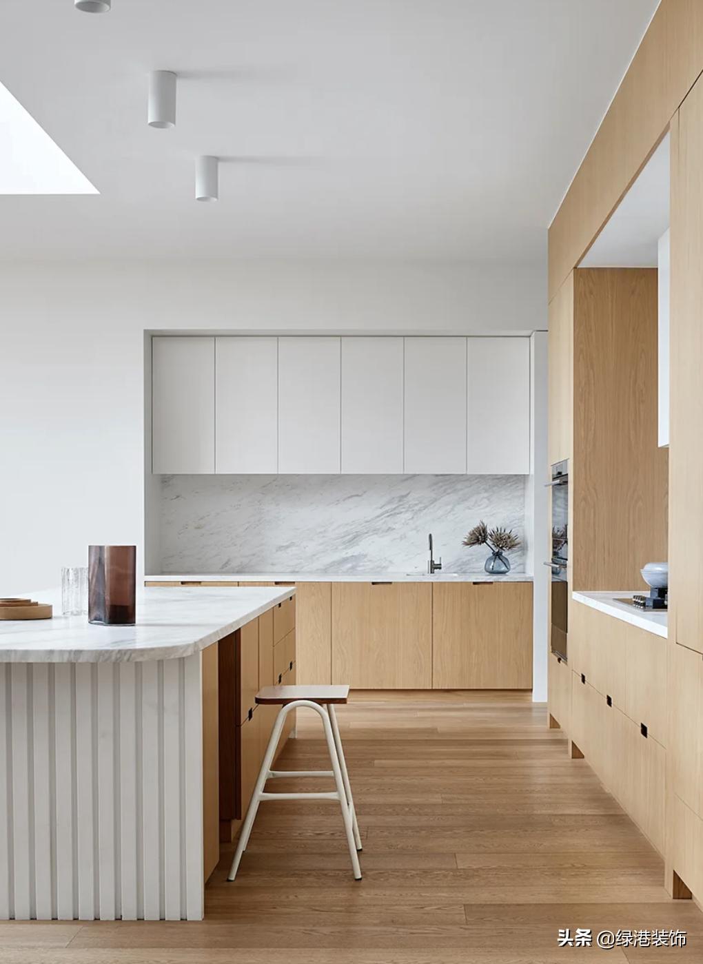 沈阳实木橱柜定制装修案例,沈阳装修设计公司推荐