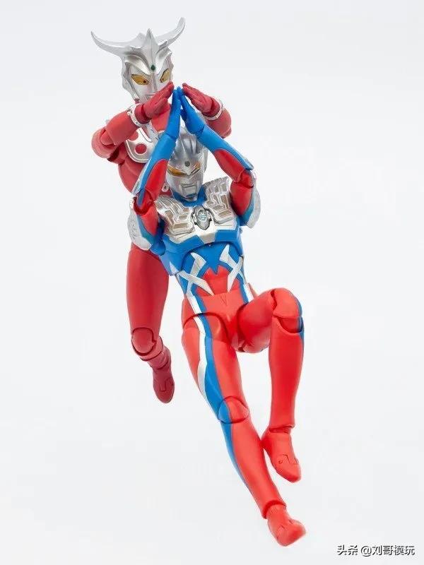 万代shf雷欧什么时候再版,万代shf雷欧奥特曼披风模型