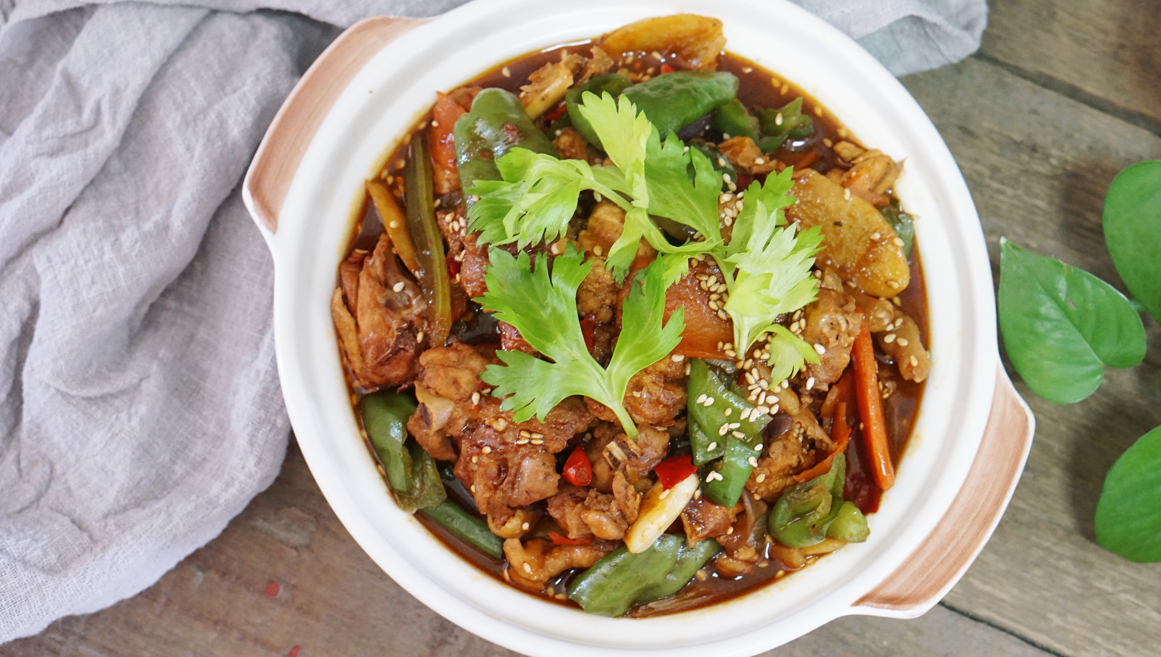 火遍大学城的重庆鸡公煲,全国连锁的重庆鸡公煲