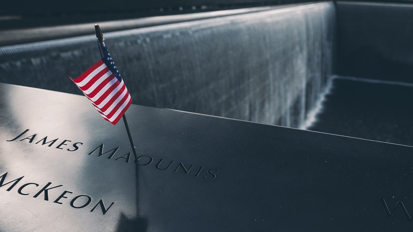 911纽约世贸大楼倒塌真正原因,911世贸大厦倒塌死了多少人