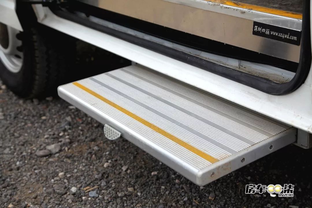 东风御风自动挡房车2021款价格,最便宜东风御风长轴中顶b型房车