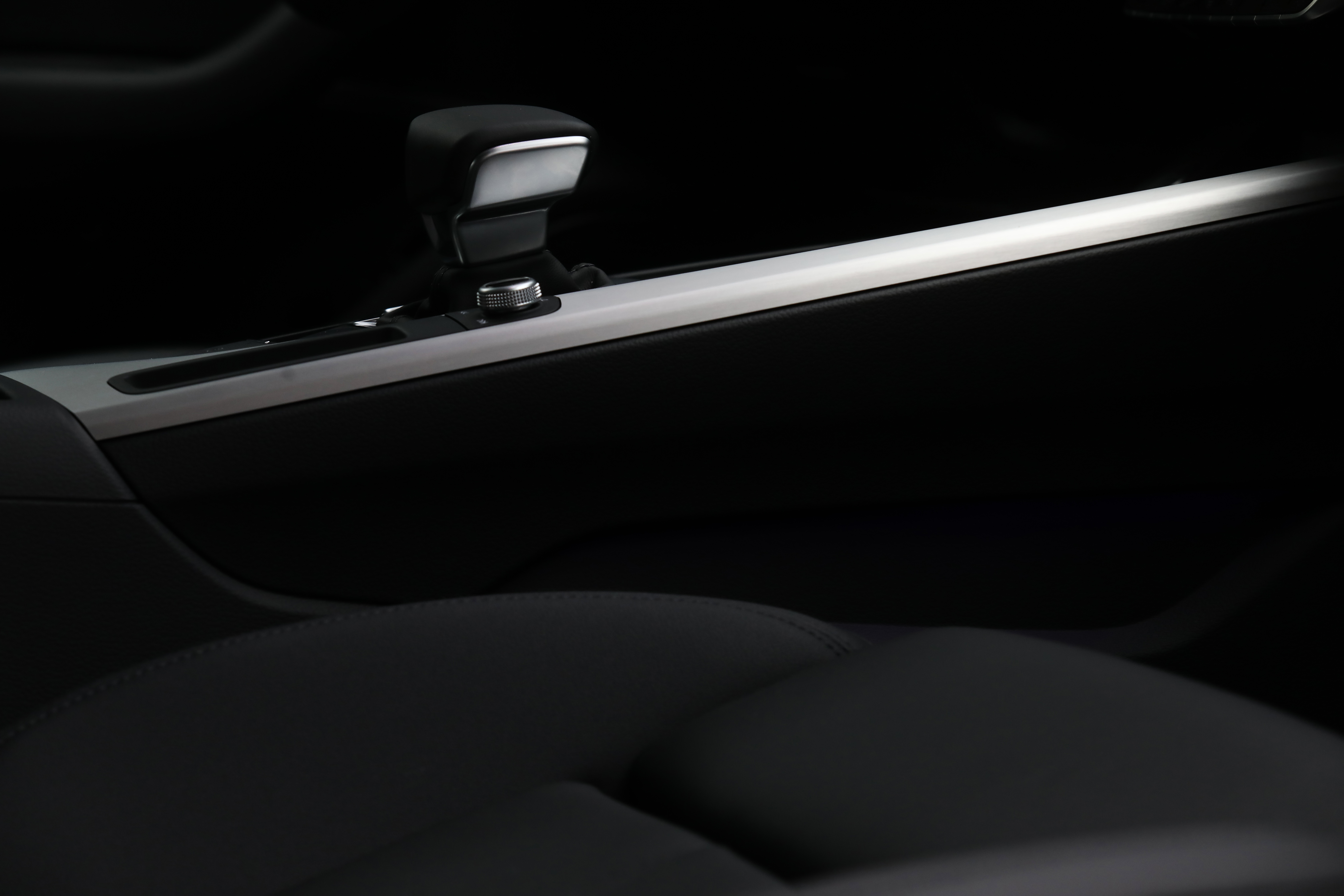 新奥迪a52017款,试驾新奥迪a5蓝色