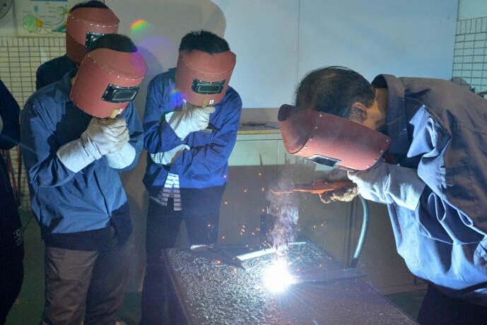 电焊技术与工程就业怎么样,电焊技术前景如何