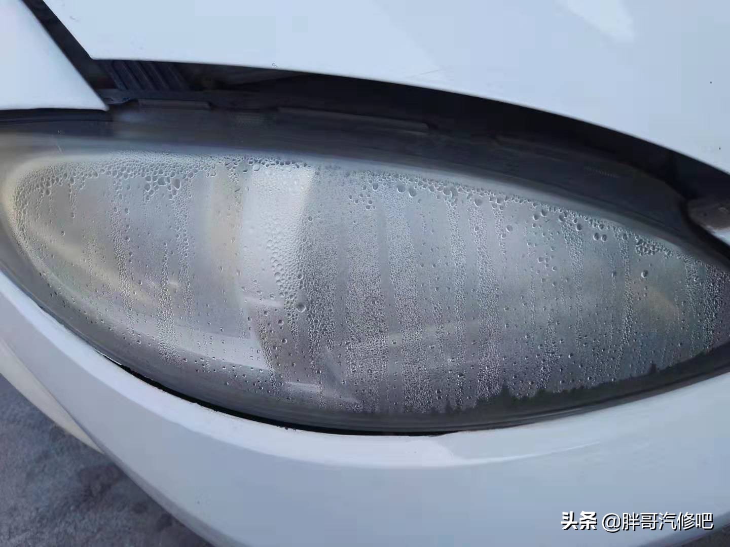 大灯漏水有妙招,大灯漏水起雾发黄维修