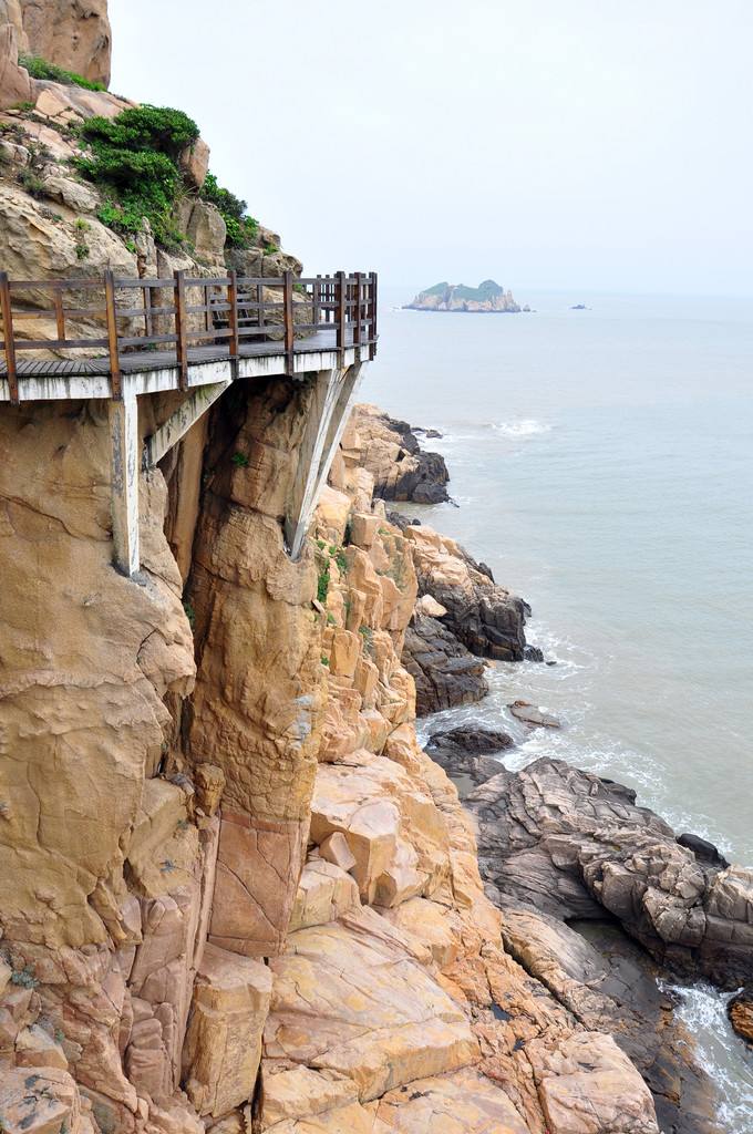 嵊泗列岛风景名胜区,嵊泗列岛在哪个海上