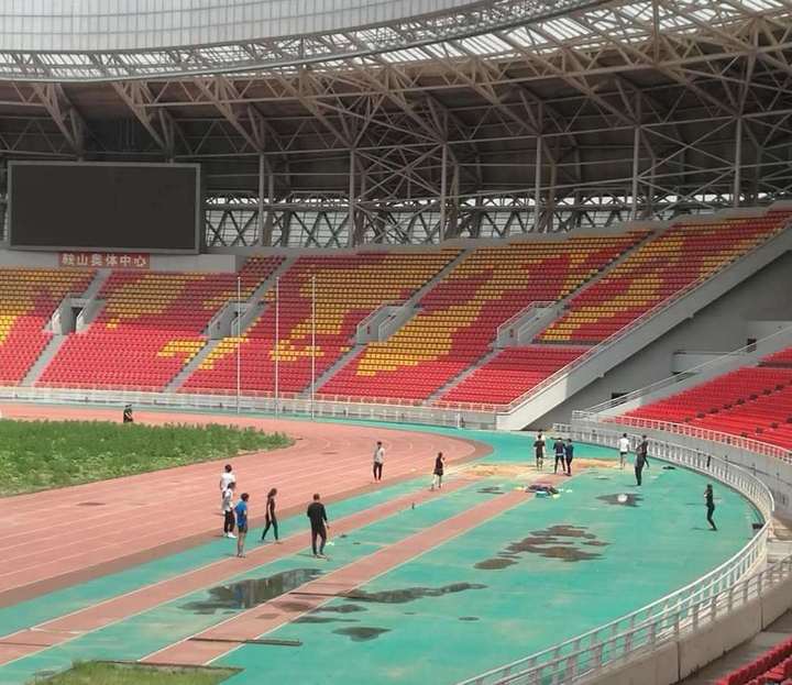 不扎堆不聚集宣传视频,不聚集不扎堆周末周边公园