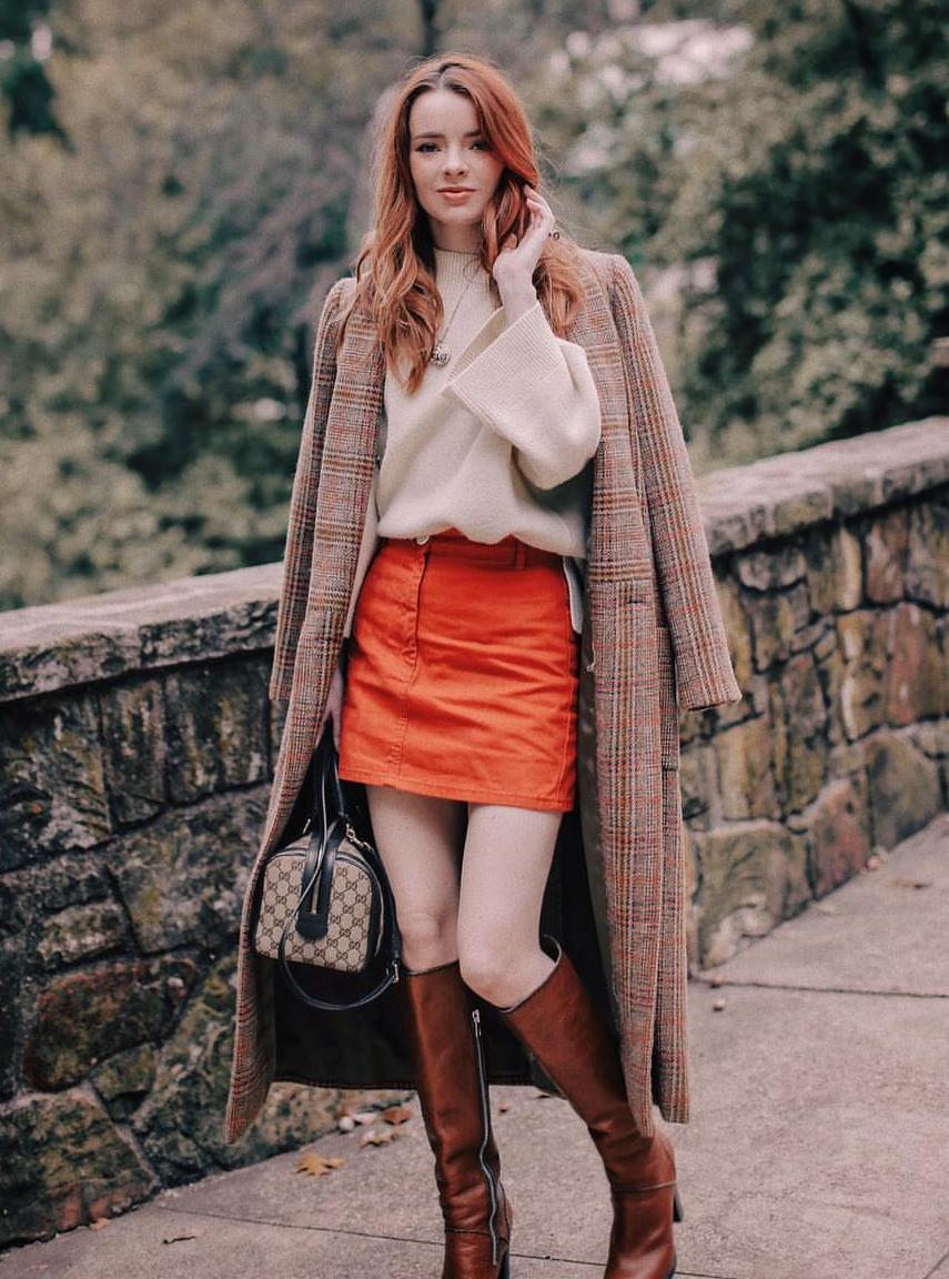 黑白格纹大衣怎么搭配好看,戴帽子黑白格纹大衣怎么搭配好看