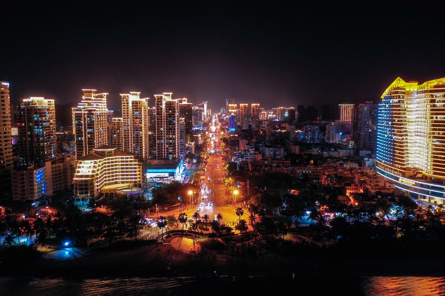 手机拍出大片的拍照app,怎么用一个手机在家就能拍出大片