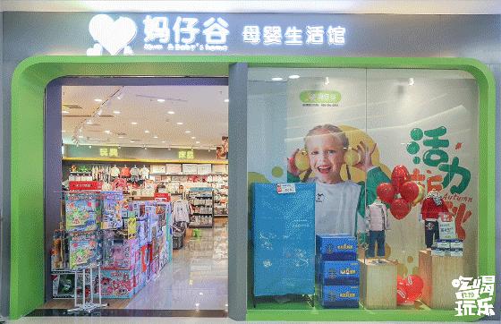 酷炫新地标！6m高巨型太空人登陆星城，开启未来进行时