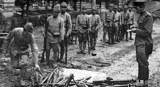 曾克林指挥不如韩先楚，才是降职真正原因，1955年授少将