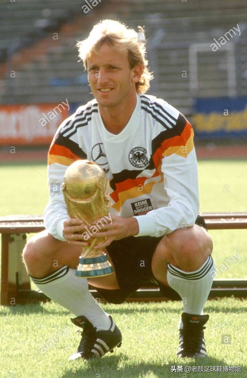 阿迪达斯老款猎鹰足球鞋测评,adidas足球鞋猎鹰2022黑红