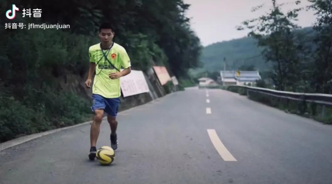 这群上不了赛场的人,给辱骂奥运会运动员的喷子上了最好的一课