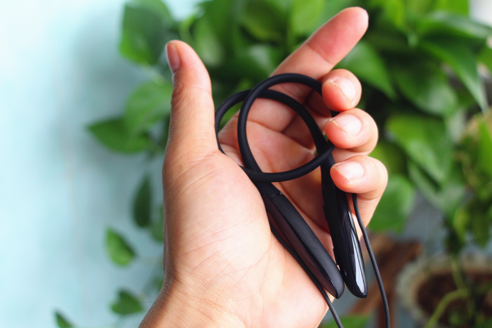 到底什么耳机又便宜又好用,到底哪种耳机适合玩游戏