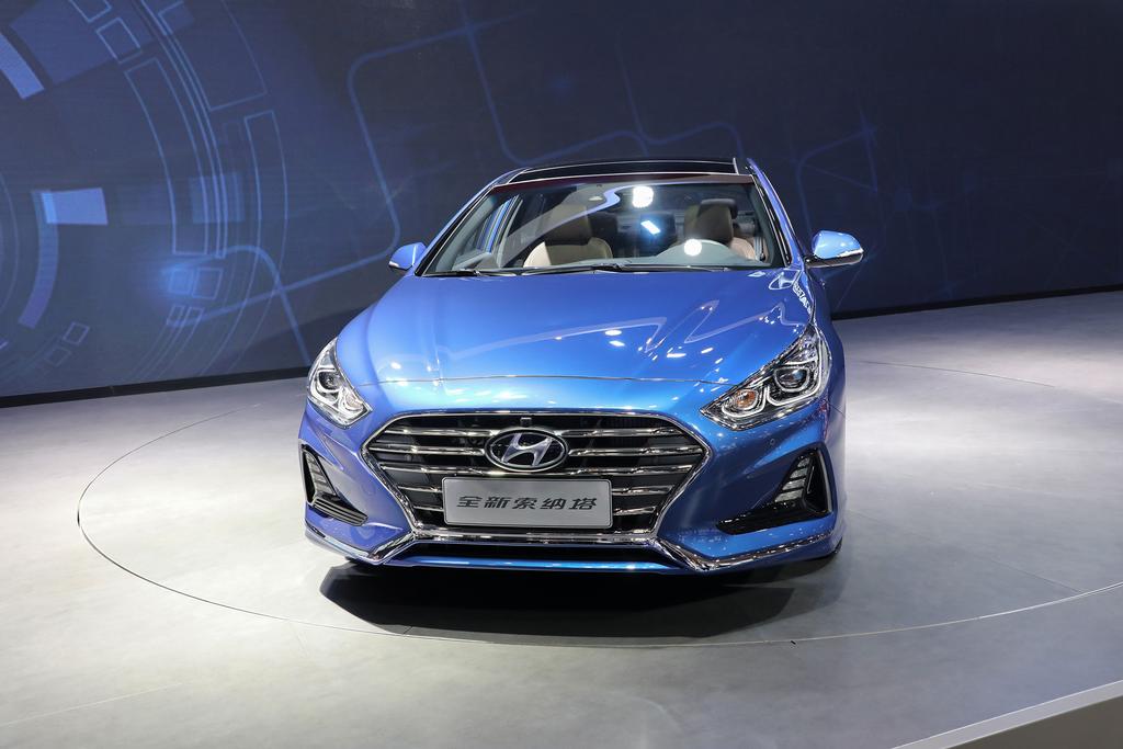 索纳塔九混动智联版测评,索纳塔9插电式混合动力评测