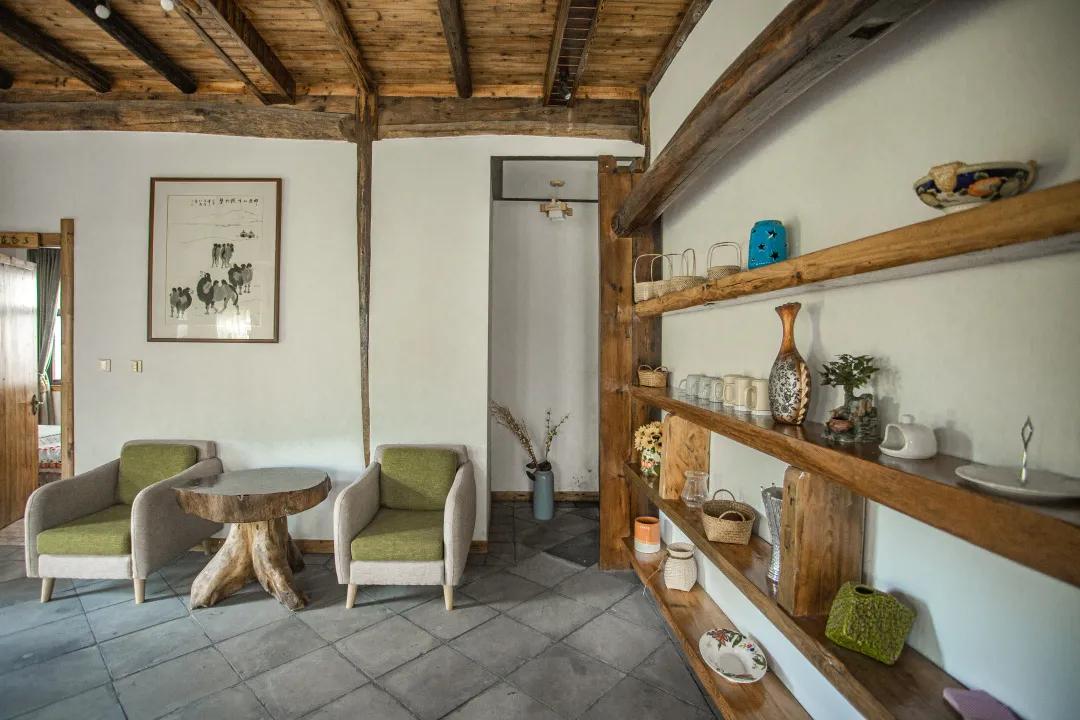 莫干山原木风绿野仙踪花园民宿,莫干山桃坡探险乐园绿野仙踪