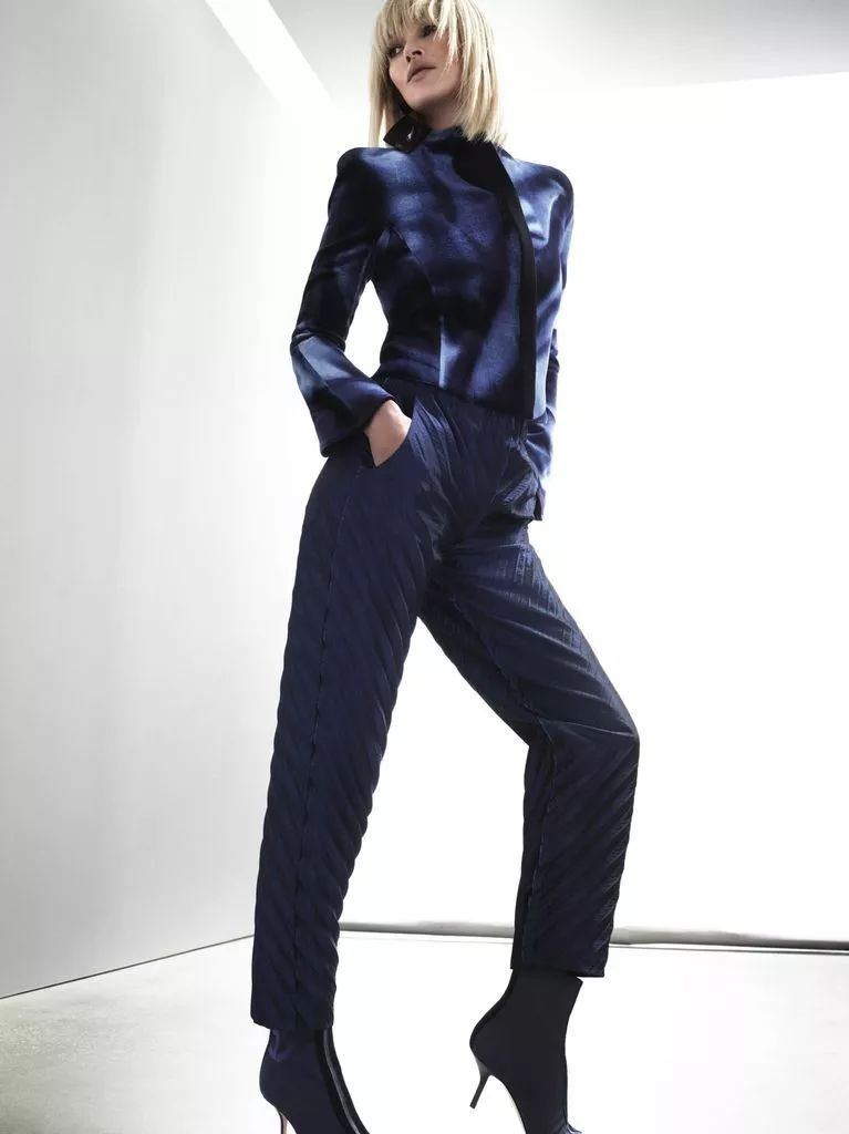 armani21年大秀,armani意大利打折