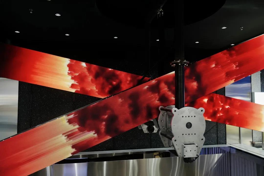 别争了,这条马路才是魔都内卷之王