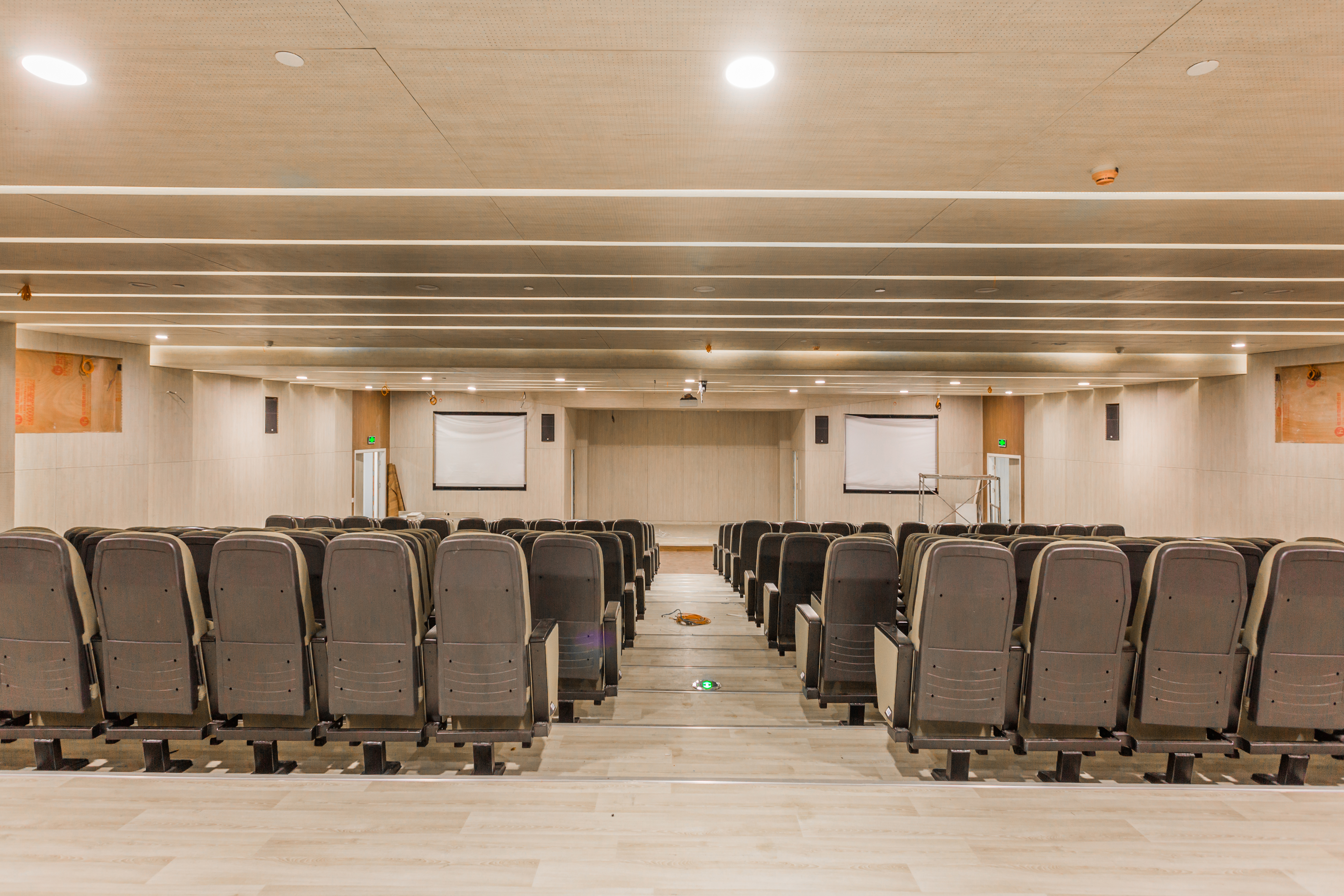 厦门弘爱医院院长,弘爱医院架构