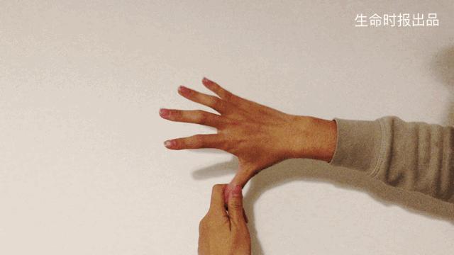 早晨起来关节僵硬疼痛是怎么回事,早上起来关节僵硬疼痛吃什么好