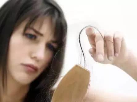 头发变细掉发严重怎么改善,头发掉该怎么长新发