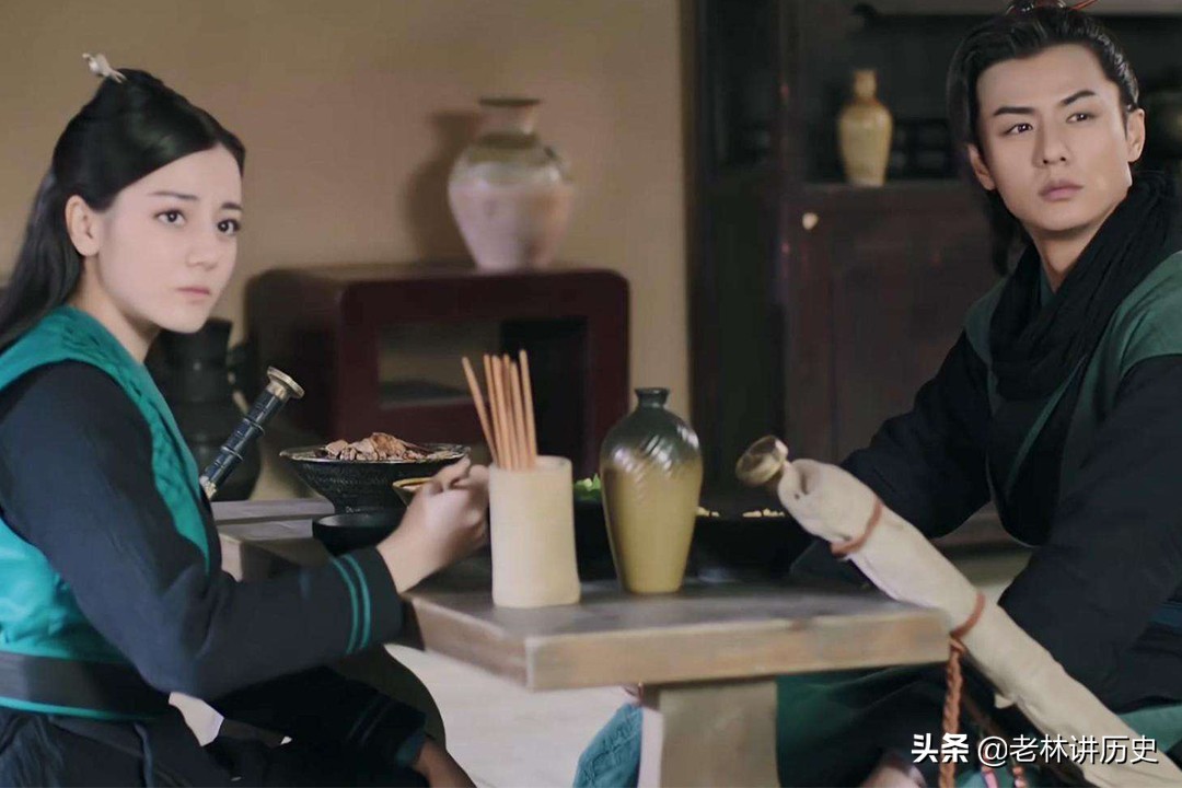 为什么张文宏说不要吃粥,张文宏什么人不能喝粥